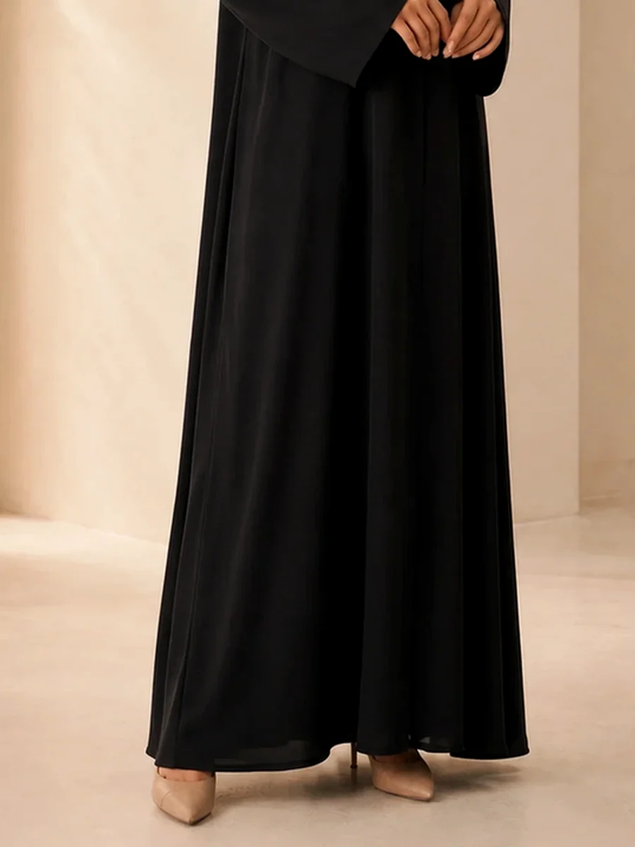 Basic Abaya Sima – Schwarz – Materialdetail | ZAVRYNE