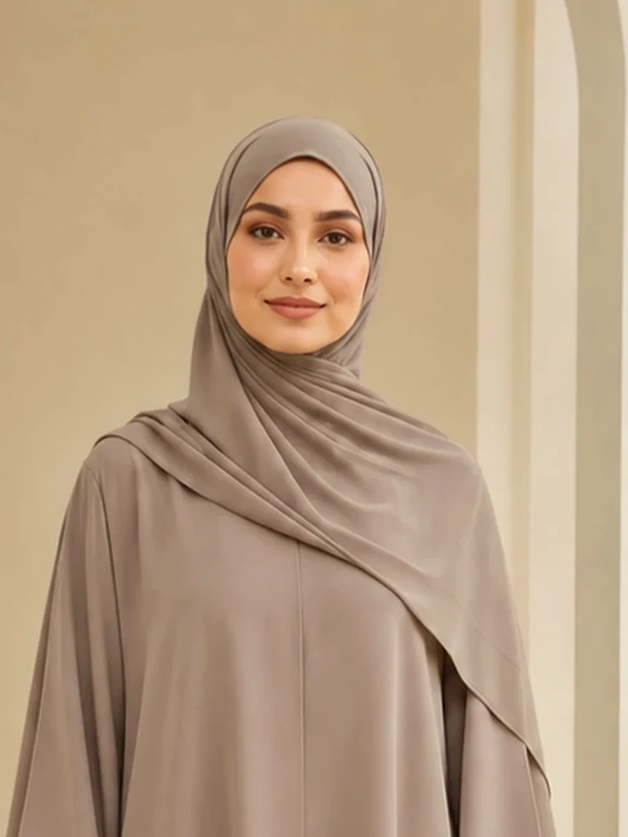 Farah Khimar Set – Greige – Detailansicht | ZAVRYNE