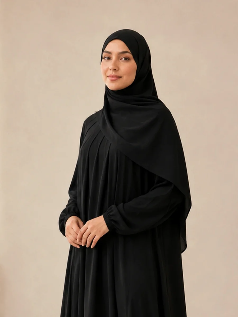 Huda Khimar Set – Schwarz – Seitenansicht | ZAVRYNE