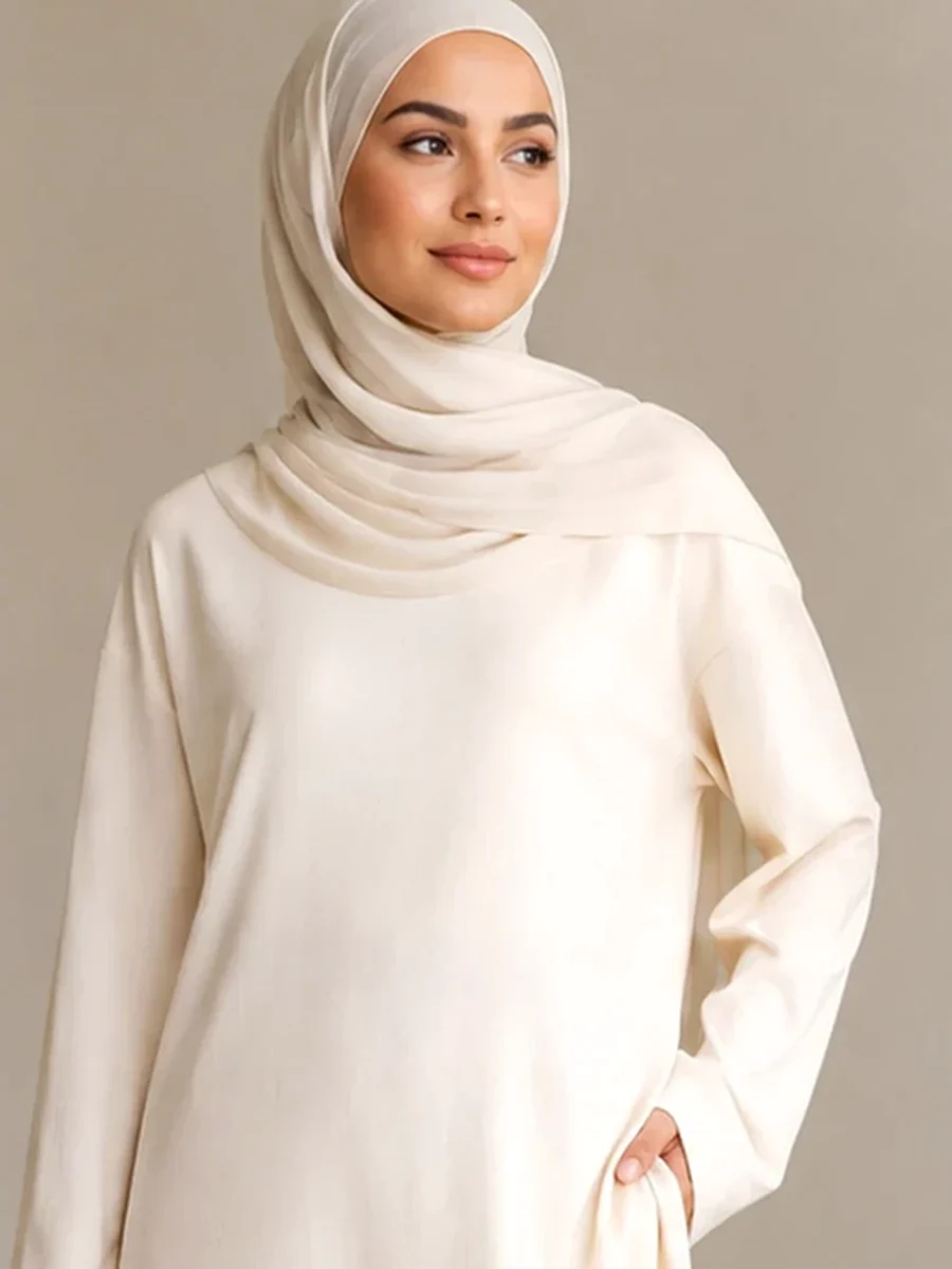 Noor Zweiteiler – Creme – Detailansicht | ZAVRYNE