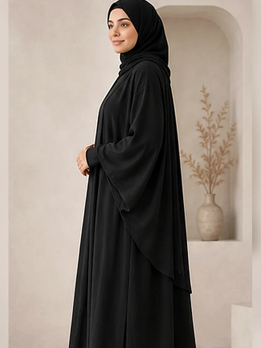 Open Abaya Dubai – Schwarz – Seitenansicht | ZAVRYNE