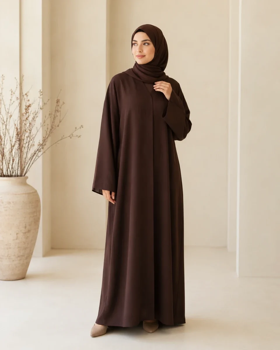 Amira Abaya – Schokobraun – Vorderansicht | ZAVRYNE Deutschland