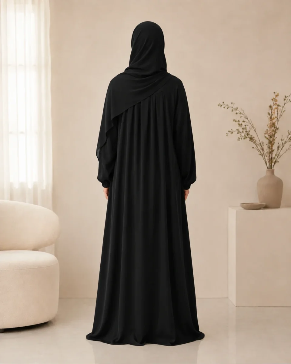 Basic Abaya Sima – Schwarz – Detailansicht | ZAVRYNE Deutschland