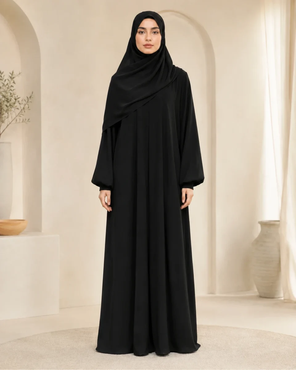Basic Abaya Sima – Schwarz – Vorderansicht | ZAVRYNE Deutschland