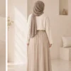 Crinkle Maxi Skirt – Beige – Detailansicht | ZAVRYNE Deutschland