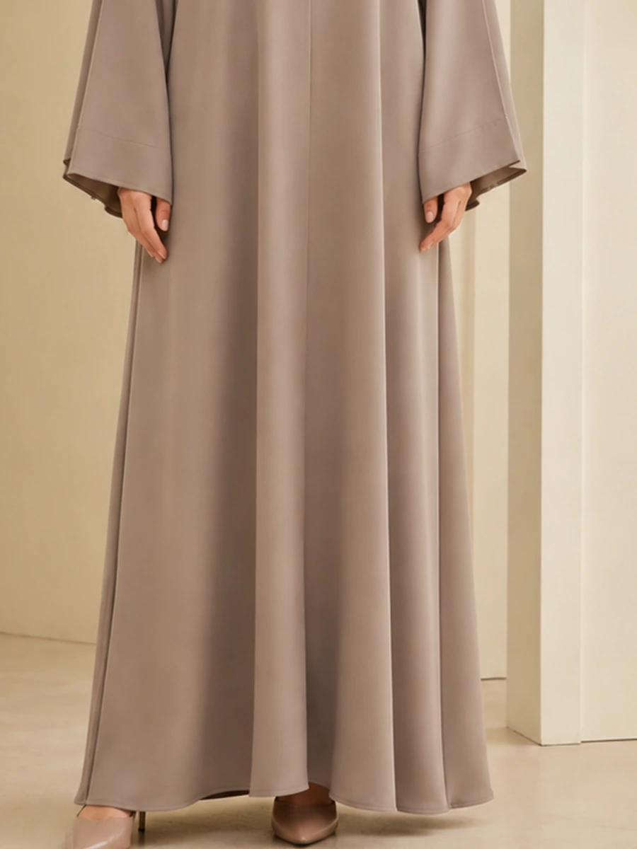 Farah Khimar Set – Greige – Materialgefühl und Pflege | ZAVRYNE Deutschland