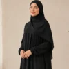 Huda Khimar Set – Schwarz – zweite Ansicht | ZAVRYNE Deutschland