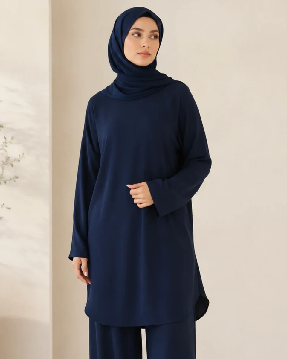 Noor Zweiteiler – Nachtblau – zweite Ansicht | ZAVRYNE Deutschland